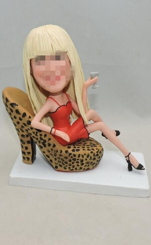 Custom sexy bobbleheads Sitting on high heels - Click Image to Close