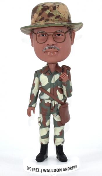 Custom Bobbleheads soldiers in camouflage retirement Bobble heads