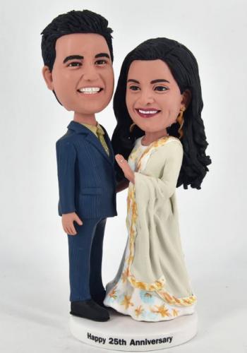 Custom bobblehead anniversary cake toppers golden wedding couple