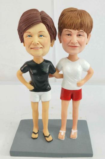 Custom bobbleheads Same sex Lesbia