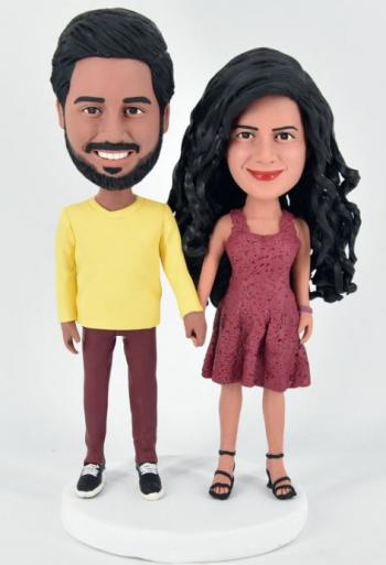 Custom bobblehead hand in hand couple (your own cloths)