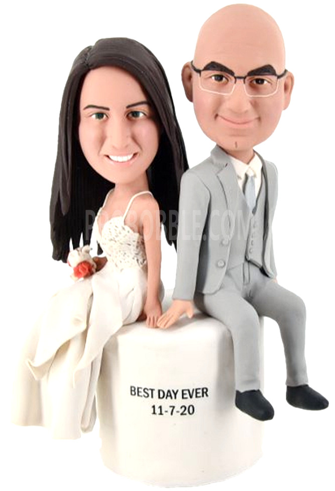 Custom bobbleheads Couple Sitting On Cake anniversary - Click Image to Close
